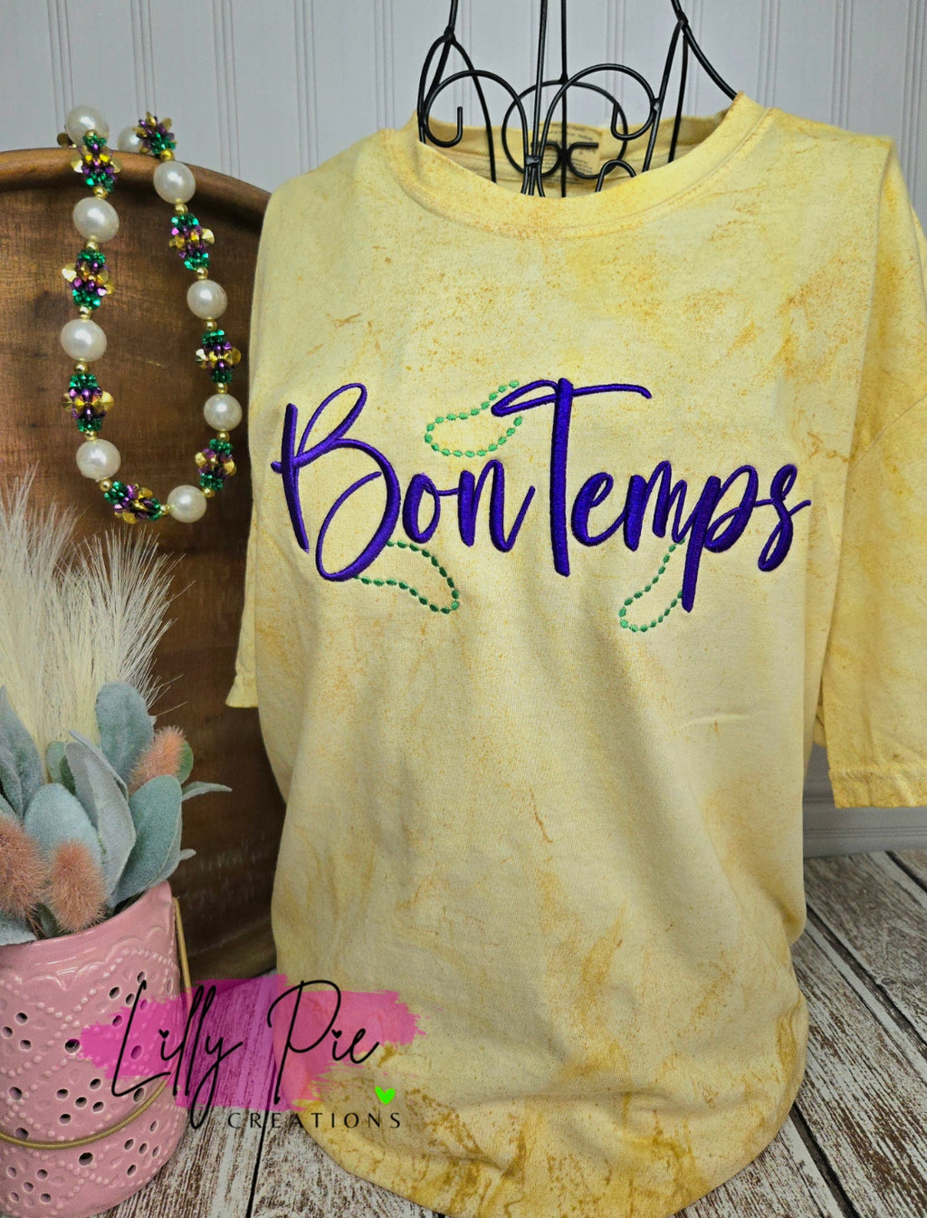 Bon Temps Puff Embroidered Mardi Gras T-shirt