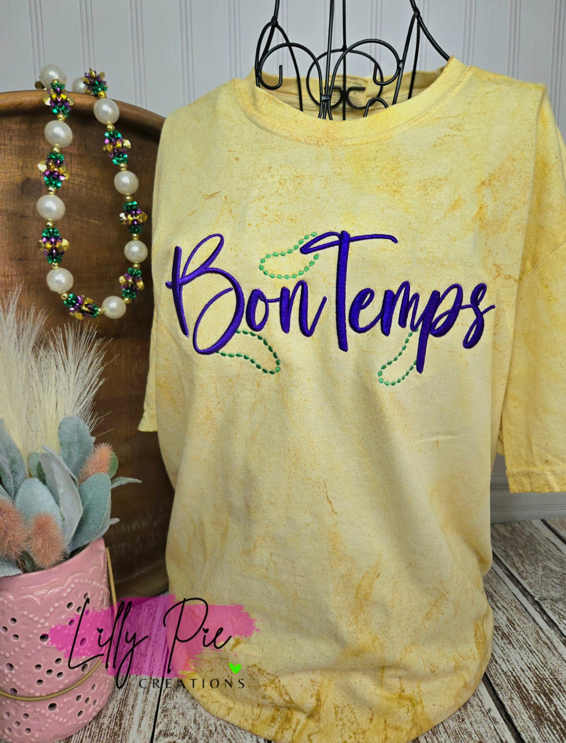 Bon Temps Puff Embroidered Mardi Gras T-shirt