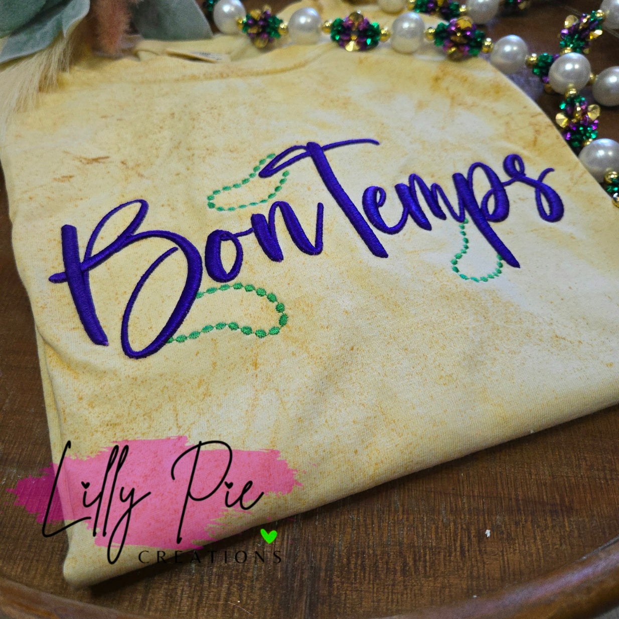 Bon Temps Puff Embroidered Mardi Gras T-shirt
