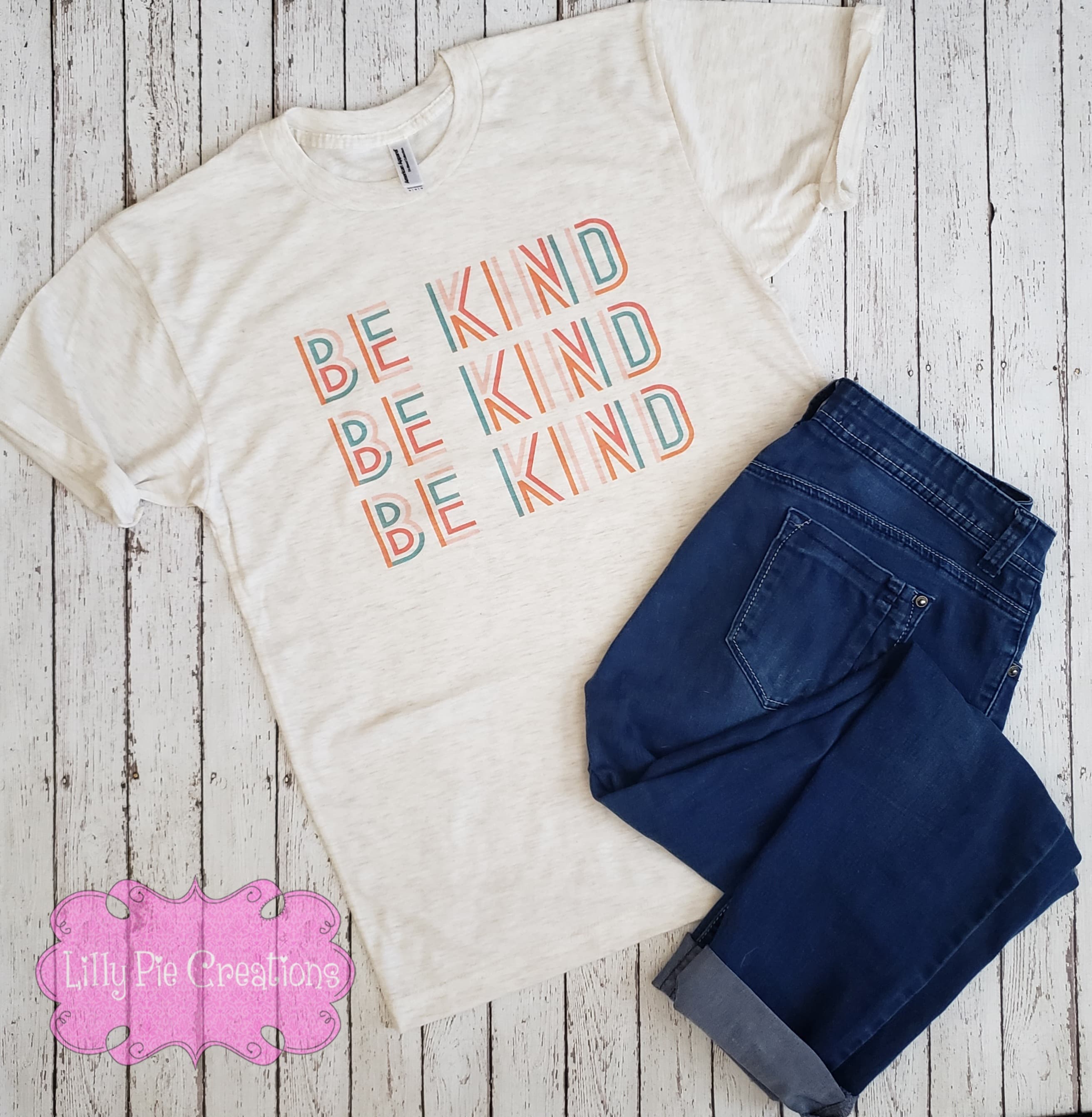 Be Kind Shirt - Shirt for Women